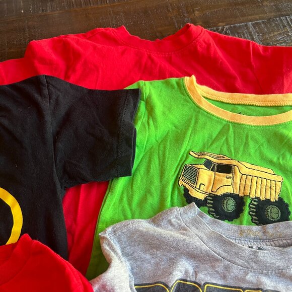 Lot of 8 Short Sleeve T-Shirts Boys Size XS/S - 5-6 - Picture 2 of 9